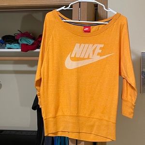 Women’s Nike Crewneck